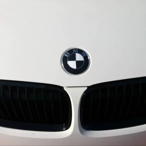 BMW Emblem Svart/Vit 82mm